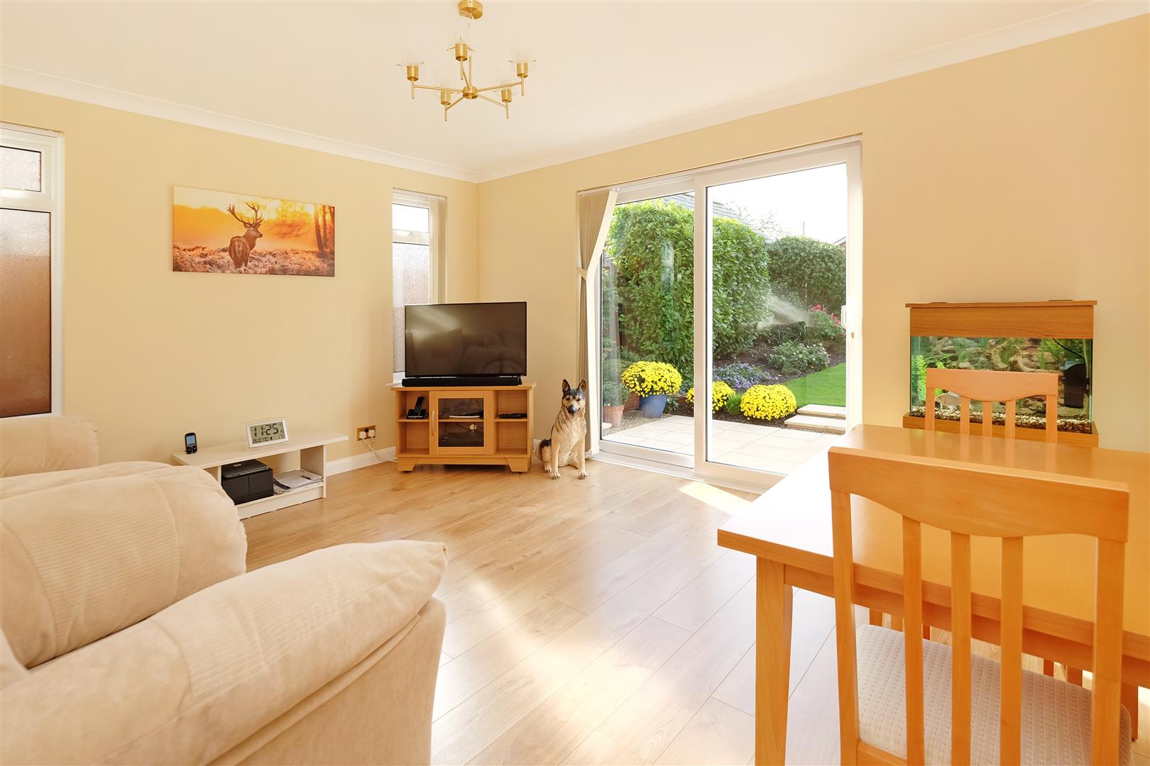 2 Bed, 1 Bath Property For Sale in Valkyrie Avenue, CT5 4DL